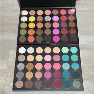 2 Morphe Eyeshadow Palettes Set